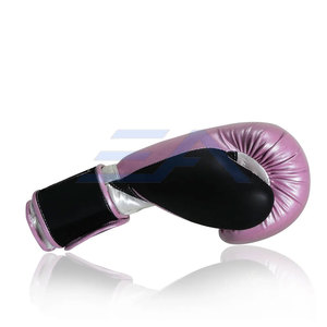 Gants de boxe en cuir véritable personnalisés, respirants, avec sangle de poignet réglable antidérapante et fermeture auto-agrippante, haute qualité - Product Image 6
