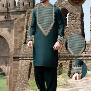 Meilleure vente de vêtements traditionnels afghans pour hommes de couleur verte avec un design triangulaire top tendance 2024 Vêtements traditionnels - Product Image 1