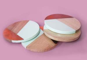 Resina epoxi modelo Ángel de diseño único con posavasos de grabado láser, alfombrillas de té y café para decoración de oficina en casa para regalo, precio bajo - Product Image 4