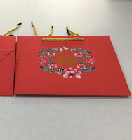Bolsa de Regalo de Papel Personalizada de Lujo, Cartón Mate de 210g, con Logotipo UV, Asa de Cuerda y Diseño Único