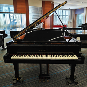Piano de Cola Usado Kawai KG2N Excelente Tono y Estado Modelo de Exportación Japonés - Product Image 1