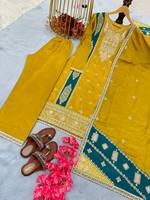 Ensemble haut, bas et dupatta en soie chinon de créateur BLOSSOM FABRIC, pour fêtes et mariages, avec broderies lourdes, confortable, pour les 4 saisons