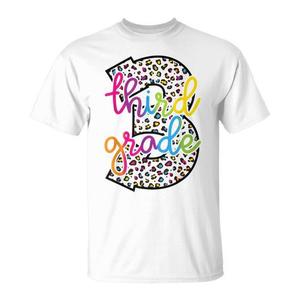 T-shirt pour femme avec imprimé léopard coloré pour professeur de troisième année, pour la rentrée scolaire - Product Image 1