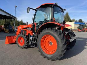 Tractor Kubota M6-111DTC-F-1 2025: Potencia Utilitaria Avanzada con Control de Precisión - Product Image 6