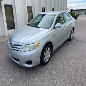 Toyota Camry 2011 d'occasion en bon état - Product Image 1