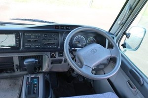 TOYOTA COASTER-autobús a la venta en línea, opción completa, 2011, 2012, 2013 - Product Image 6