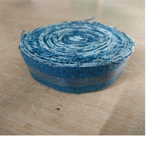 Rollos de cinta vaquera deshilachada de algodón 100% hechos a medida, tela reciclada de 1 pulgada de ancho en adelante para reventa - Product Image 1