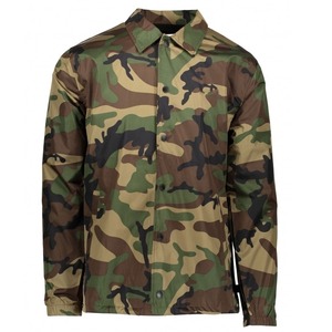 เสื้อกันลมสำหรับผู้ชายเสื้อโค้ชกันน้ำสีดำ - Product Image 1