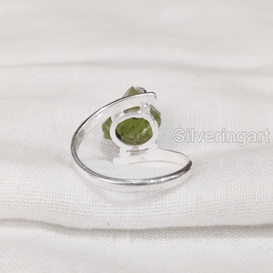 Joyería de piedra en bruto, anillo para mujer, peridoto piedra preciosa de Natural en bruto, piedra natal de agosto, anillo de Punta cruzada, anillo de boda de Plata de Ley 925 - Product Image 5