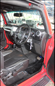 Auto Usado de Calidad a Precio Accesible, Jeep Wrangler Unlimited 2017, 2.8 CRD Sahara, Automático, Volante a la Derecha - Product Image 4