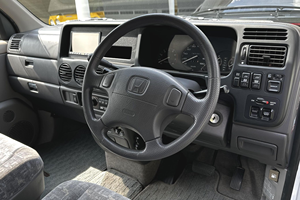 HONDA STEPWGN USADO DE 1997 CON VOLANTE A LA IZQUIERDA/DERECHA - Product Image 5