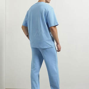 ชุดเสื้อยืดและกางเกงสำหรับผู้ชายชุดเสื้อยืดและกางเกงแบบสตรีทแวร์ออกแบบโลโก้ได้ตามต้องการ - Product Image 3