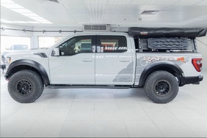 USATO 2024 Ford F-150 Raptor 5.2L 8 Cilindri Potenza 700 CV 4x4 Carburante Benzina Euro 6d 4WD Trasmissione Automatica Guida a Sinistra - Product Image 4