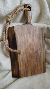 Planche à découper en bois d'acacia naturel de qualité supérieure avec poignée bloc de bois de cuisine en forme de rectangle de taille personnalisée - Product Image 6