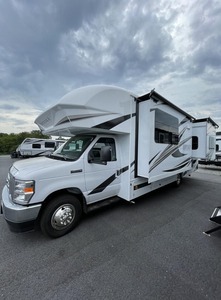 Camping-car de luxe d'occasion 2023 EN TEGRA ODYSSEY 27U pour le camping, norme Euro 5, capacité 4-6 personnes, charge utile 11000 kg - Product Image 5