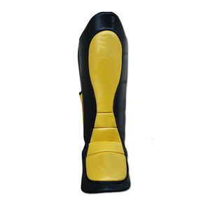 Espinilleras de Fútbol de Cuero de Alta Calidad, Protección Profesional, Cierre de Velcro para Entrenamiento Diario, Comodidad Superior - Product Image 3