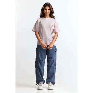 เสื้อยืดผู้หญิงผ้าคอตตอนเจอร์ซีย์รุ่นพื้นฐาน WM-KTP-SS24-066 ผ้าฝ้าย 100% ระบายอากาศได้ดี เสื้อยืดลำลองคุณภาพพรีเมียม รับผลิตแบบ OEM ODM - Product Image 1