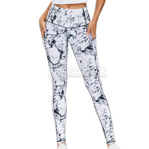 เลกกิ้งผู้หญิงคุณภาพสูง พิมพ์ลายแบบซับลิเมชั่น โลโก้สั่งทำได้ เอวยางยืด กางเกงโยคะ ผ้ายืดสแปนเด็กซ์/โพลีเอสเตอร์ แห้งเร็ว ระบายอากาศได้ดี ความยาวเต็มตัว - Product Image 1
