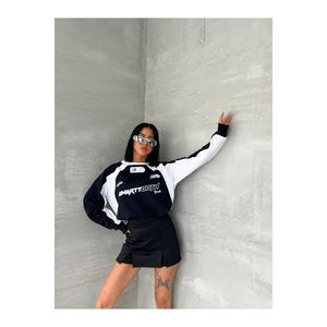 Felpa con dettagli Vintage Oversize nera con lettere eleganti Harajuku stampate Unisex