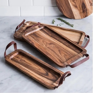 Plateau de service en bois artisanal de qualité supérieure Chêne de pin en forme de rectangle avec poignée en cuir pour la décoration de table et le restaurant - Product Image 1
