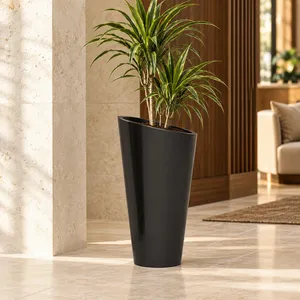 Jardinière conique en fibre de verre à rebord incliné Fida - Product Image 5