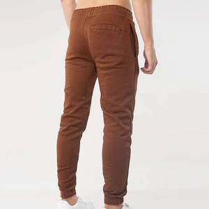 Venta al por mayor de ropa deportiva de peso ligero Joggers de invierno a prueba de viento Hombres Joggers para la venta en línea - Product Image 2