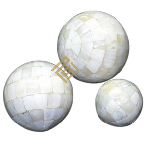 Vente en gros de boule de décoration en métal décoration colorée moderne de luxe maison de haute qualité nouveau design 2025 accessoires design antique - Product Image 2