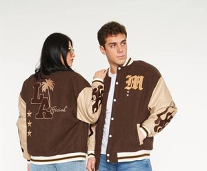 Chaqueta universitaria acolchada personalizada con letras para mujer, chaquetas de béisbol para hombre, parches bordados rellenos de algodón transpirable, chenilla - Product Image 3