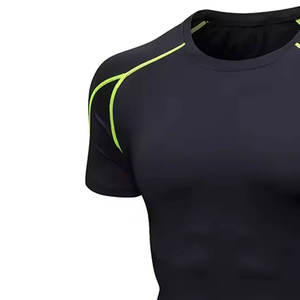 Offre spéciale Vêtements de protection solaire Chemise de compression Rash Guard Panneau de conception personnalisée Rash Guard pour hommes - Product Image 5