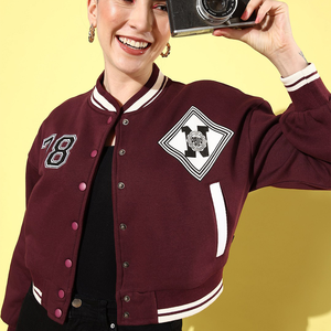 Vestes d'université de baseball de style sportif court et court pour femmes avec des couleurs et des logos personnalisés Veste d'université chaude Letterman pour unisexe - Product Image 6