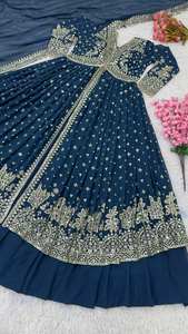 Nouveau Salwar Kameez de soirée et de mariage en faux géorgette, avec broderie lourde de créateur, bordure en dentelle et dupatta - Product Image 5