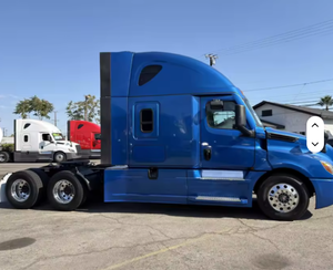 Camion semi-remorque Cascadia 126 Sleeper 2021 d'occasion - Toit surélevé, 455 CV, 12 vitesses Dt12 - Product Image 2