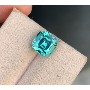 Tourmaline naturelle Seafoam de qualité supérieure, taille coussin, 2,70 carats, provenant de l'Afghanistan. - Product Image 1