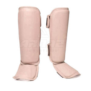 Espinillera de Boxeo con Costuras Reforzadas y Acabado Liso, con Acolchado Interior Suave y Ajuste Estable - Product Image 4