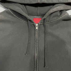 เสื้อฮู้ดดี้ผู้ชายแบบซิป ผ้าฝ้าย 100% ทรงโอเวอร์ไซส์ หนัก 450 GSM สไตล์วินเทจ ล้างสีแบบแอซิด นุ่มสบาย - Product Image 3