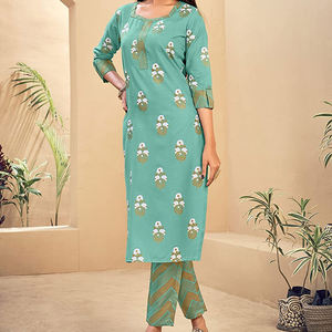 Kurtis pour femmes de haute qualité, en coton brodé, non cousus, collection pakistanaise la plus récente, avec logo et design personnalisés - Product Image 2