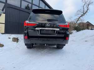Lexus LX 570 2017 Usado, SUV, 5.7L V8, Automático, Gasolina, 5 Asientos, Techo Panorámico Oscuro Eléctrico - Product Image 2