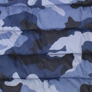 Chaqueta acolchada de invierno de tela de plumón personalizada, capucha de media manga, cremallera ligera, sudadera Reversible de moda, estilo Formal - Product Image 3