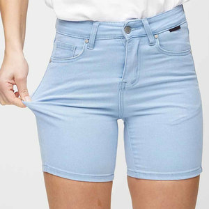 Shorts en jean tendance pour femmes, streetwear d'été, shorts en jean tendance pour femmes à prix raisonnable - Product Image 1