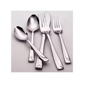 Juego de Cubiertos de Acero Inoxidable para Comedor, Tenedor, Cuchillo y Cuchara para Uso en Hoteles, Restaurantes y Hogares - Product Image 4