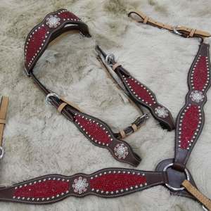 Ensemble de harnachement Western Horse de haute qualité personnalisé Premium Rhinestone cuir de luxe serre-tête collier de poitrine corde de bride personnalisé bas - Product Image 6