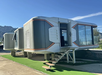 Capsule spatiale préfabriquée Apple Pod de 20 pieds, couleur extérieure personnalisée, verre du sol au plafond, grande unité de villa de glamping