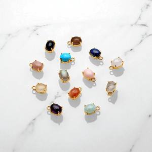 Prong ovale réglage 7x9mm naturel lisse pierre de soleil pierre précieuse boucle unique bricolage mode pendentif en vrac en gros pour bijoux breloques - Product Image 3