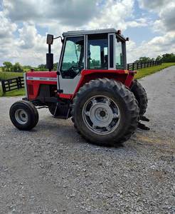 Tracteur Massey Ferguson 698 avec moteur et pompe à moteur-Utilisation agricole Haute résistance et performances fiables - Product Image 2
