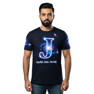 เสื้อยืดลายตัวอักษร M ที่มีพื้นที่จักรวาลสร้างขึ้นเพื่อความสบายแฟชั่นเหมาะสำหรับฮิปฮอปวินเทจและสวมใส่สบาย - Product Image 4