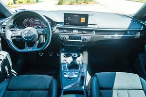 ใช้ LHD/RHD 2018 Audi A4 2.0T รถซีดาน QUATTR0 - Product Image 4