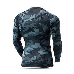 Chemise de compression respirante pour hommes, tissu extensible à séchage rapide, vêtements de surf, de natation et de fitness pour adultes - Product Image 3