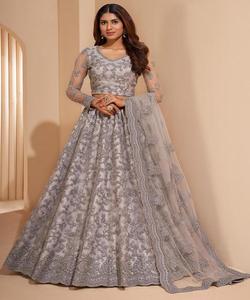 Precio al por mayor de moda Georgette bordado volante trabajo Lehenga Choli Dupatta estilo indio desgaste de fiesta Ropa Étnica - Product Image 4