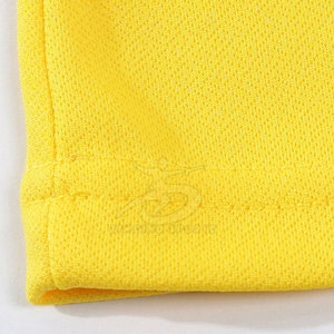 Nouveau design pour hommes pour T-shirts manches courtes Polyester/coton respirant motif solide brodé prix de gros fabriqué au Pakistan - Product Image 4