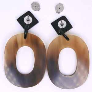 Pendientes de Botón de Cuerno de Búfalo Hechos a Mano de Alta Calidad para Mujer, Imitación de Perla, Estilo Clásico Vintage, Bodas, Fiestas, Color Personalizado - Product Image 1